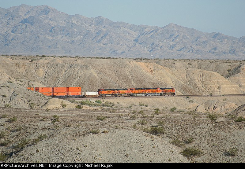BNSF train